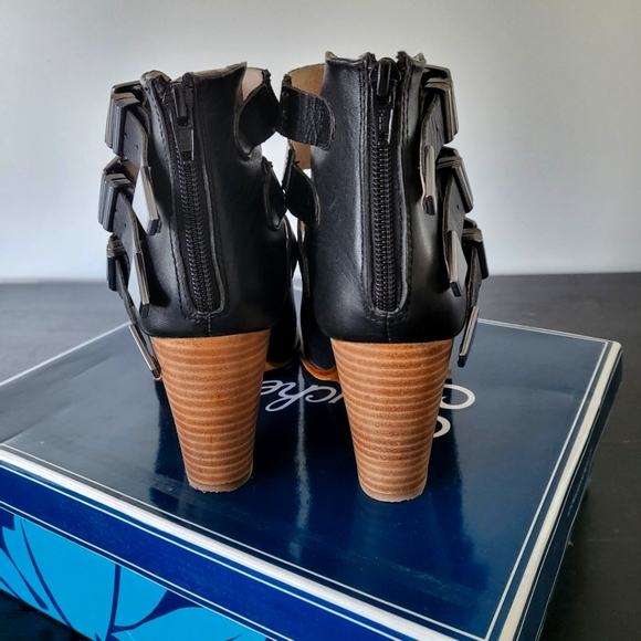 Seychelles Haywire Black Buckle Strap Ankle Booties - Picture 5 of 8